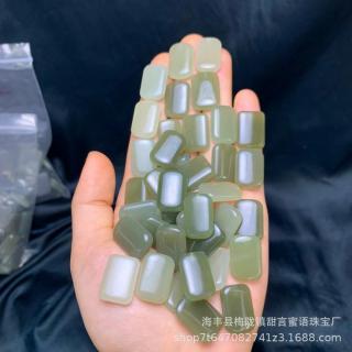 和田玉吊坠 和田玉配饰 和田玉青海料小号无事牌无杂无裂料细温润